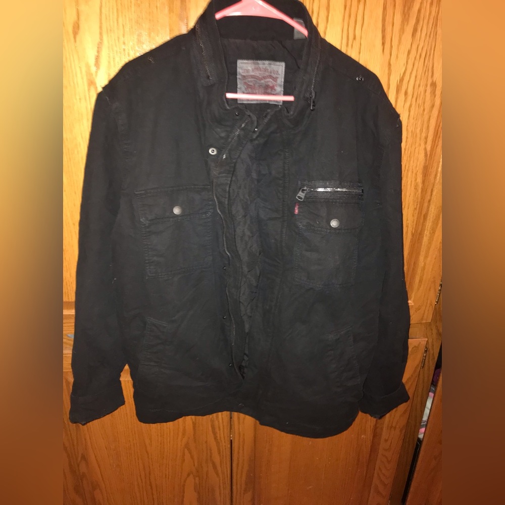Levi’s trucker jacket